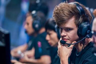 外国选手谈版本:看到Faker、Uzi用不能展现技术的英雄很糟糕