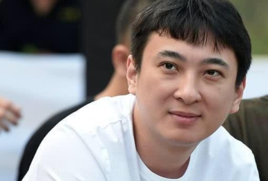 Mlxg直播透露RNG引入新上单,王思聪直接说是狼行