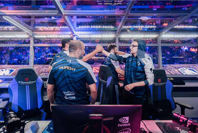 TI9总决赛明日打响,Liquid、LGD、OG三队争夺冠军之神盾