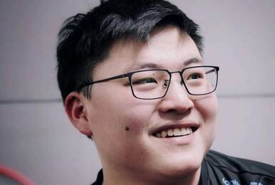 UZI回忆S8:这一年很艰难 坚持下来很不容易