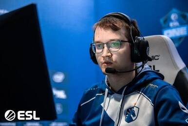Dota2转会:马桶哥或加入秘密重回1号位 Midone被踢?