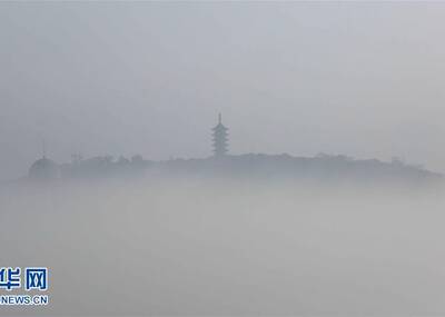 华东地区遭遇新春首场大雾