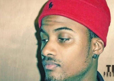 他将女子推出坠落电梯 遗言是句：新年快乐