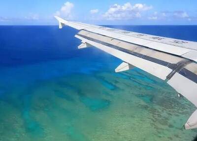 空姐航拍南沙永暑礁景色