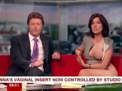 英国女主播<em>直播</em>中<em>脱胸衣</em>露乳出镜-hao123网络