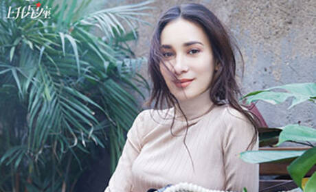 卢靖姗:寻找自由与勇气