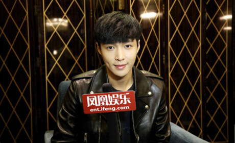 张艺兴：我真的不是蠢，只是反应慢而已