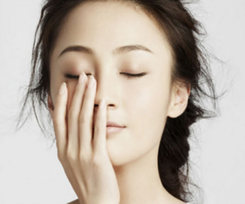 孕妇能用哪些护肤品?可以用亲润化妆品吗?孕