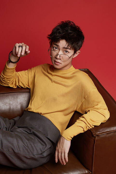 经典曲目《她》再被翻唱 王思远创作才华备受