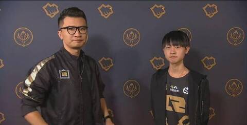 RNG艰难翻盘双杀FNC,小虎英文台采访遭嘲讽