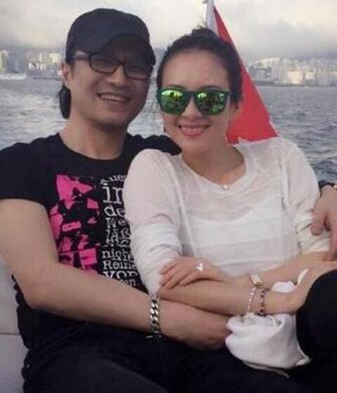 章子怡现身医院检查:怀上二胎曝光还是个男孩