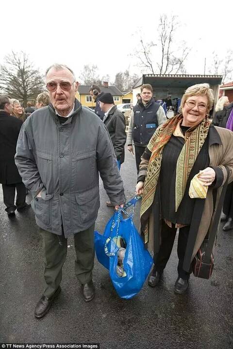 全球最大慈善基金会的创始人原来是一位最抠门