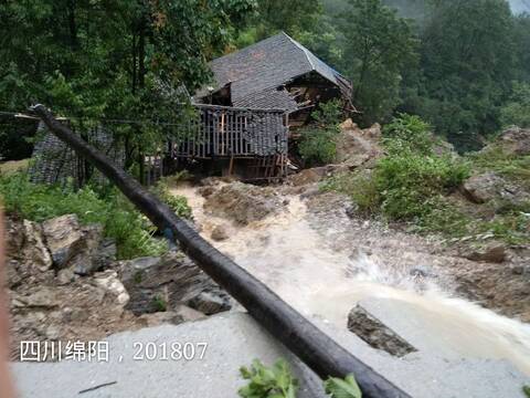 多地强降雨引洪灾,壹基金联合救灾今日七地同时行动 多地强降雨引洪灾,壹基金联合救灾今日七地同时行动
