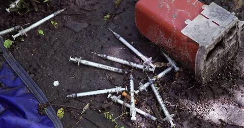 吸毒的人寿命都很短,长期吸海洛因的人究竟还