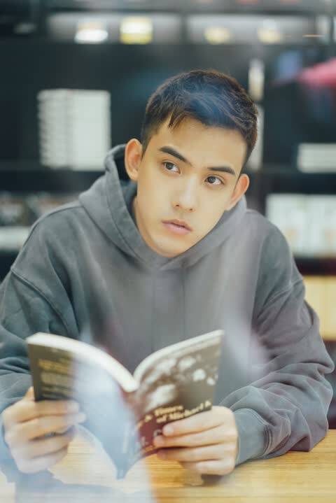 蔡振廷《倾世妖颜》持续热播中 皇甫巍鸣誓要