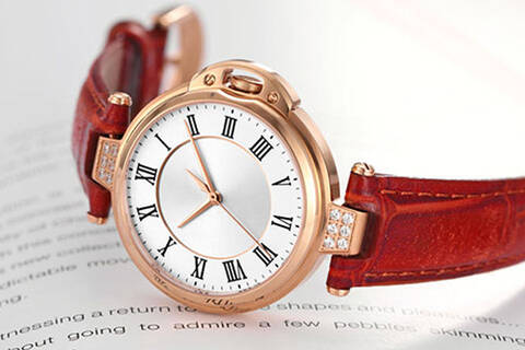 手表代工验货小技巧,如何识别头层牛皮表带的