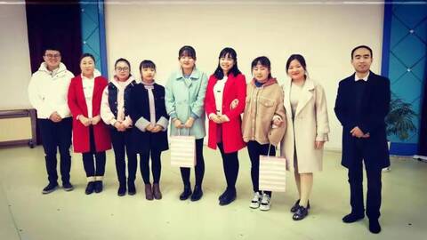 汉阴县凤台幼儿园阅读v老师老师欢送小学生礼物举行图片