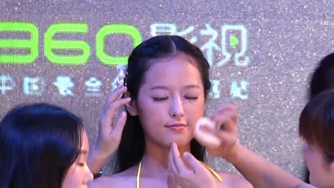 香港女星拍床戏亲到嘴巴流血 情挑人夫周柏豪