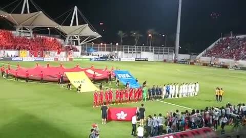 香港球迷再嘘国歌 现场清晰可见