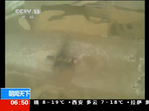 女子化疗治癌<em>头发掉</em>光 好友集体<em>剃光头</em>支持-免