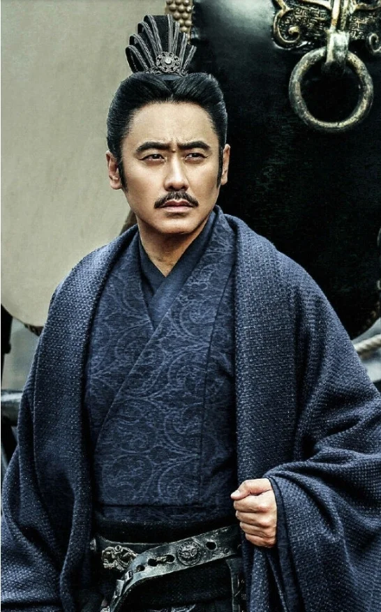 吴秀波在电视剧《大军师司马懿之军师联盟》中饰演司马懿。