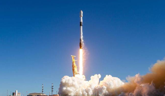 美“猎鹰9”号火箭将韩国首颗间谍卫星送入轨道