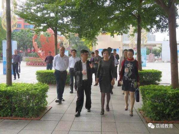 副市长陈惠黔深入莆田四中高效课堂调研