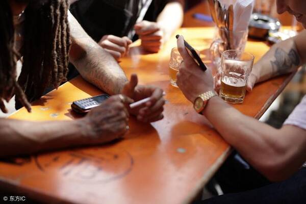 烟酒不分家?饭后一根烟?做这些事烟瘾再大也