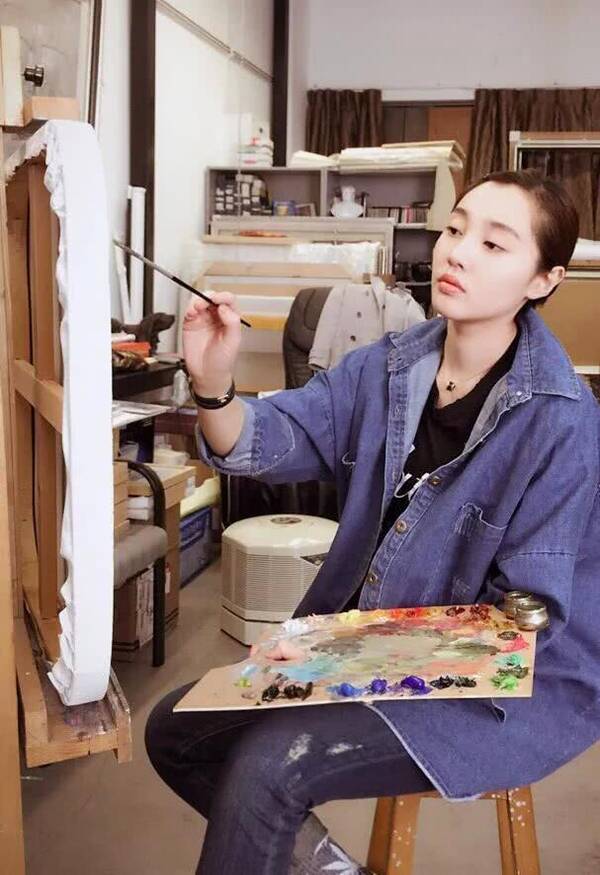 清华美院美女博士于婉莹和她的手绘清华作品欣赏!