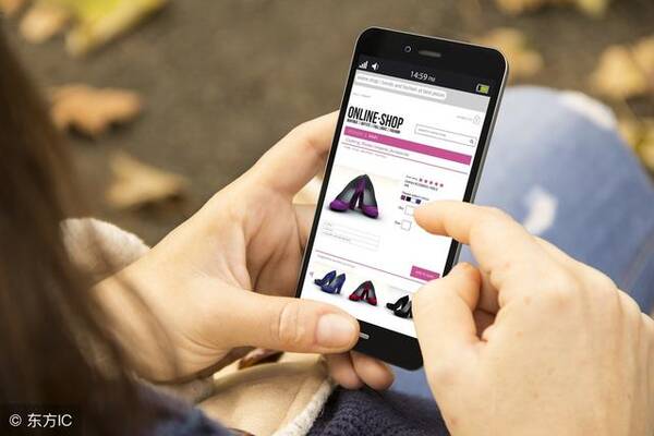 在传统交易中,电子商务活动包括了哪些?