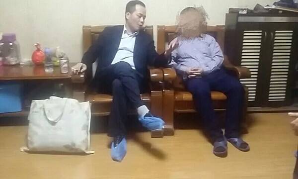 银行上门催收违法吗？