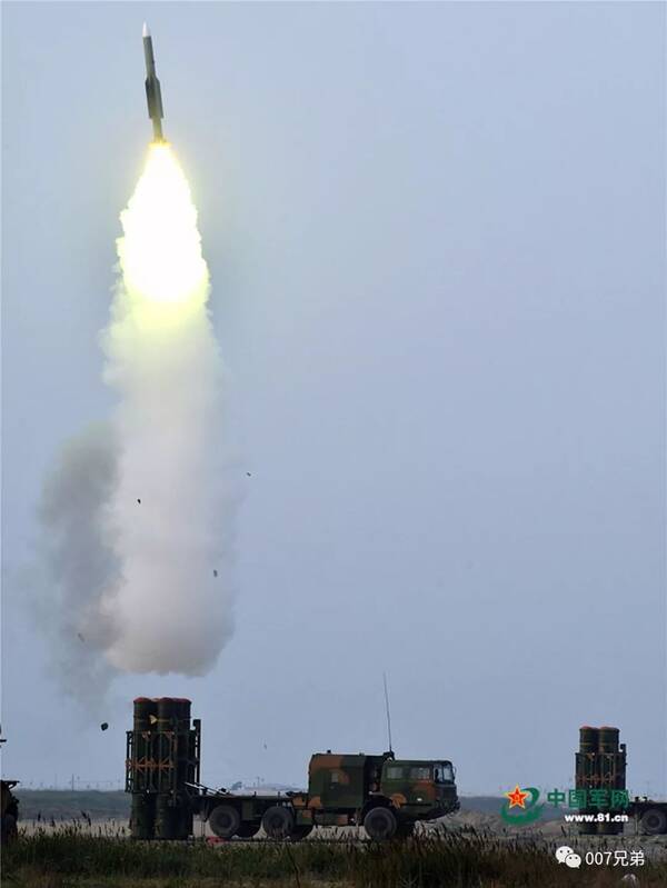 我军装备的国产中远程防空导弹, 使用大号猎枪