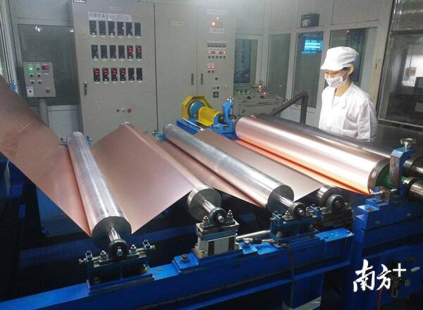 从完全依赖进口设备到制定国家标准,这家企业