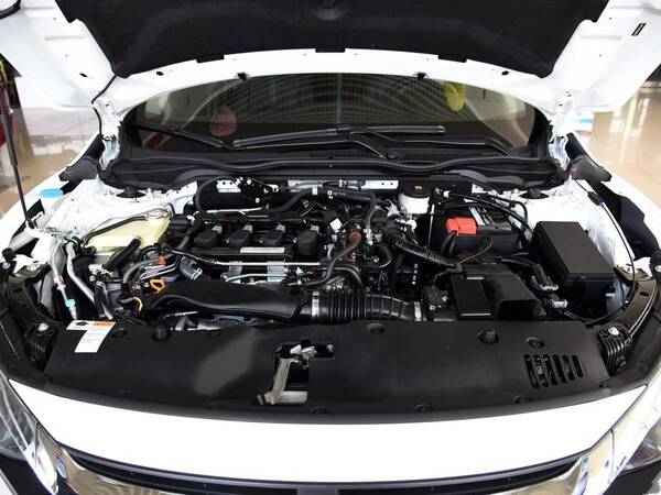 本田思域 VS 福克斯ST-Line,两款运动紧凑轿车