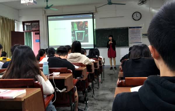 教师现状:考不上编制,只能边代课边考试,直到年