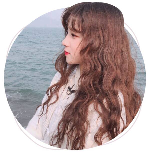 羊毛卷发型男图片