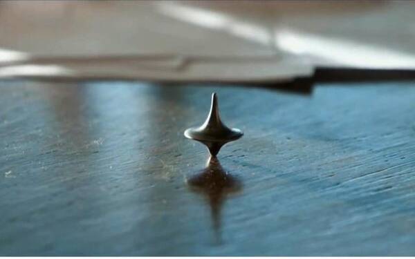 盗梦空间最后陀螺图片