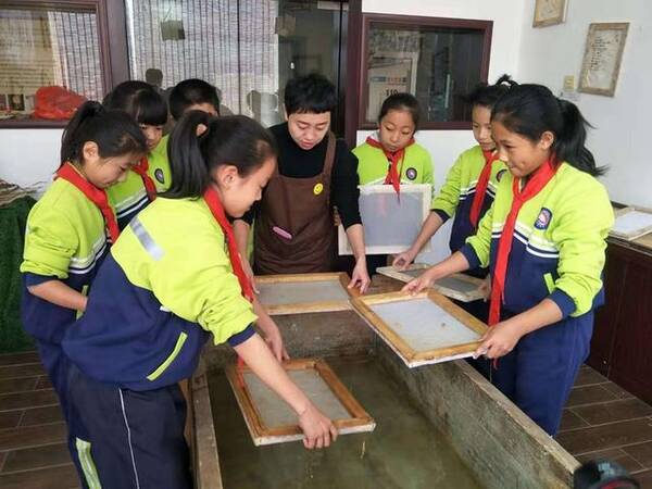 打造文明校园 助力三城同创--创建文明城市通