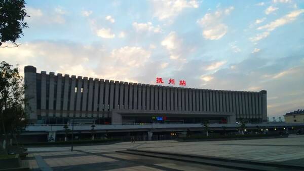 明年1月5日起,83趟旅客列车途经抚州火车站