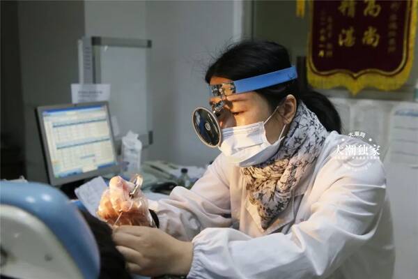 鼻子里竟长出牙齿,而且长了34年!上面还密密麻