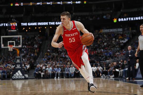 火箭官宣最新消息,却用哈尔滕打脸了大魔王,难