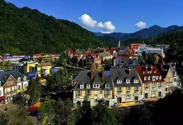 白鹿小镇好吃的图片_纵览新闻