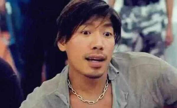 当年的香港电影是有多节俭?从乌鸦掀桌子的动作便能够