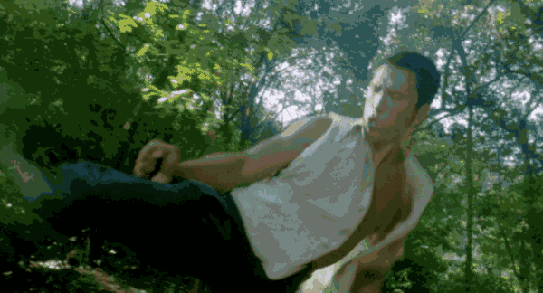 录像带时代的甄子丹,也曾有过这般血腥暴力