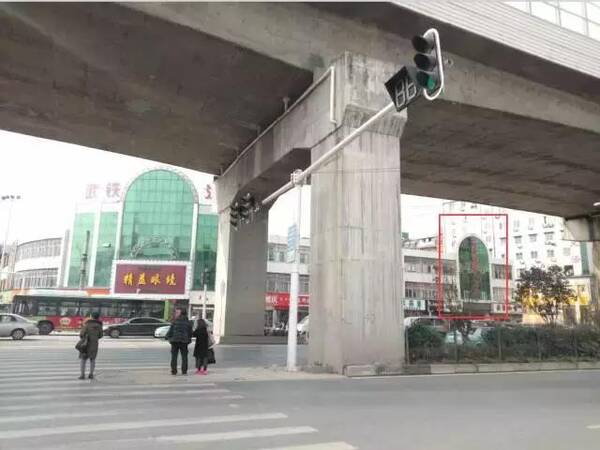 深扒707米高楼周大福金融中心和香港郑氏大财