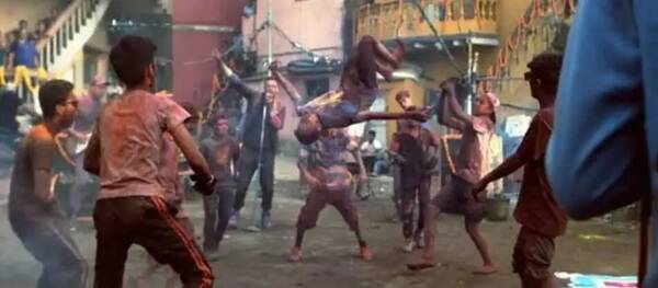 每到周五就单曲的一首英文歌,好像蛮多人喜欢