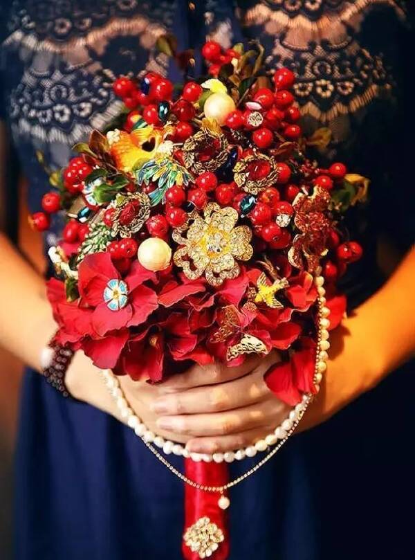 结婚，一定要花钱办场婚礼？