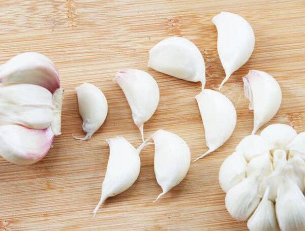 大蒜用这三种方法腌着吃,杀菌消炎还能防癌症