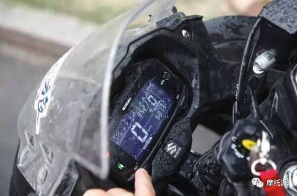 豪爵铃木GSX250R摩旅油耗公布,你又怎么看?