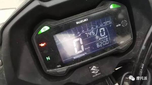 豪爵铃木GSX250R摩旅油耗公布,你又怎么看?